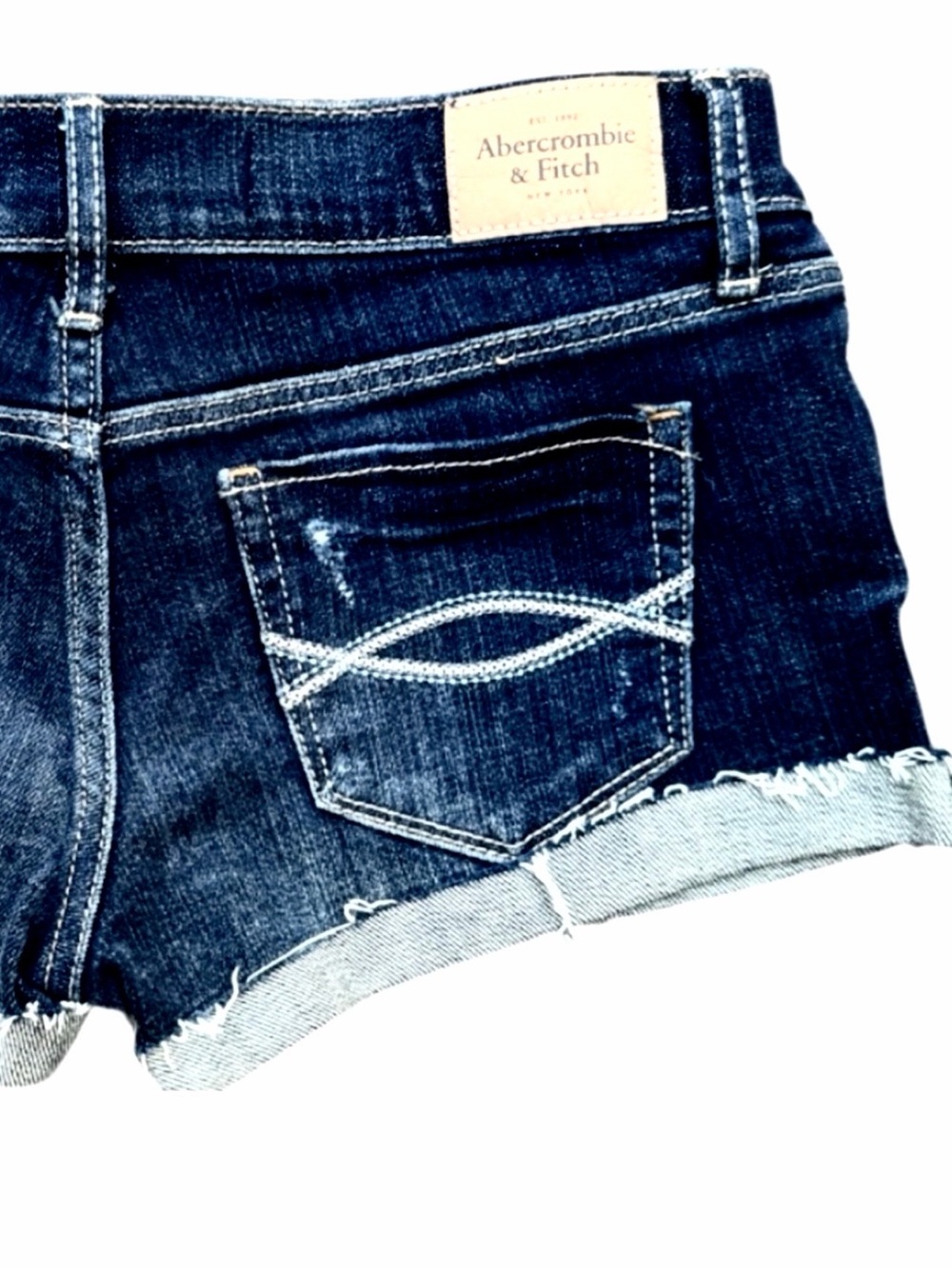 NWOT Abercrombie & Fitch mid 2000s Low Rise Dark Blue Rolled Hem Jean Shorts